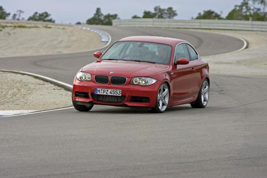  BMW 135i 2010 года  (фото 51 из 62)